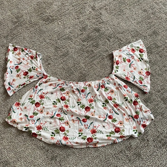 Forever 21 Floral Off the Shoulder Crop Top - Picture 2 of 3